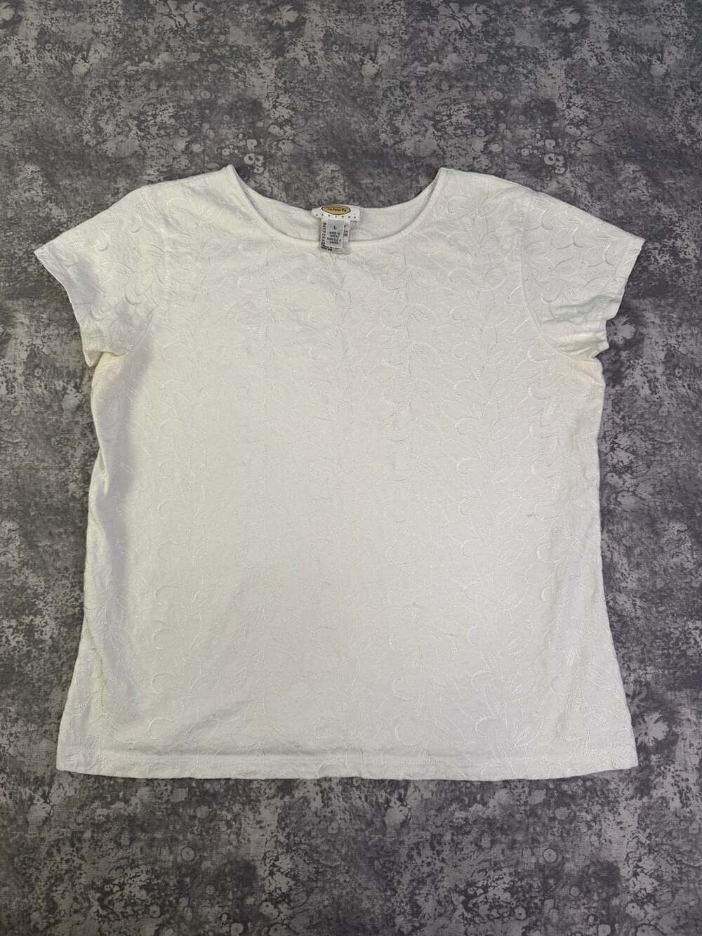 Talbots Petites Short Sleeve Top Size L White Embroidered Leaf Shirt